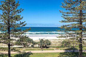 3 Bedroom Miami Oceanfront Apartment