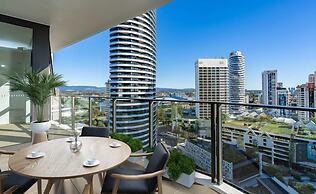 Ocean views in the heart of Broadbeach