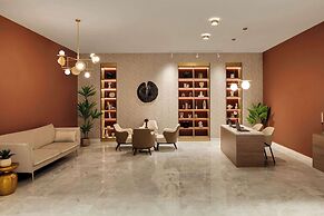 Ramada by Wyndham Bucharest Otopeni Airport