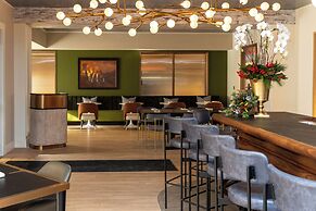 Hotel Brookmere & Arbor Spa