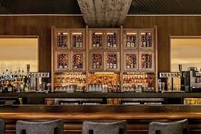 Brookmere Saratoga, a Tribute Portfolio Hotel