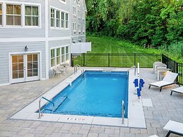 Brookmere Saratoga, a Tribute Portfolio Hotel