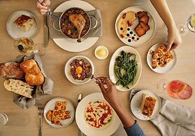 Hotel Brookmere & Arbor Spa