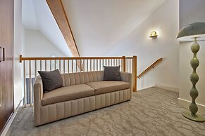 Hotel Brookmere & Arbor Spa