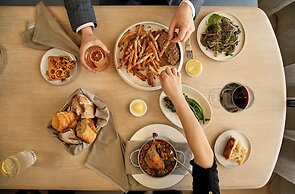 Hotel Brookmere & Arbor Spa