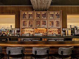 Hotel Brookmere & Arbor Spa