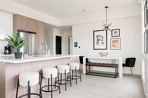 Serenity in Style | Espadin LoHi