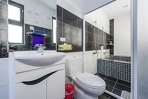 Happiness Romantic B&B