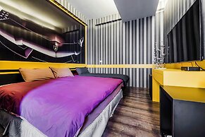 Happiness Romantic B&B