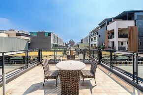 Happiness Romantic B&B