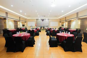 Front One HK Resort Semarang