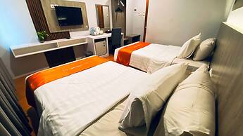 Front One HK Resort Semarang