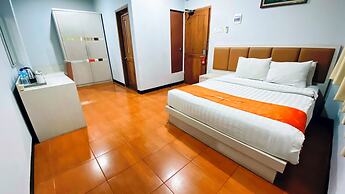 Front One HK Resort Semarang