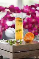 Front One HK Resort Semarang