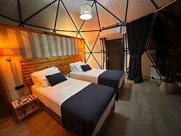 EVALAND GLAMPING RESORT