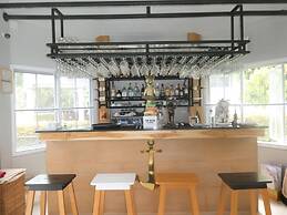 Grande Sun Seaside Villas