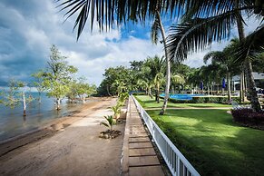 Grande Sun Seaside Villas