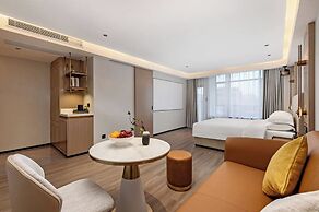 Poltton International Apartment Gaoming