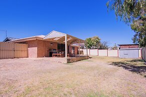 Family Oasis At Busselton