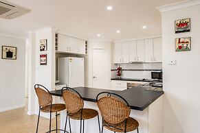 Family Oasis At Busselton