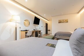 HOTEL DEOKYEONG