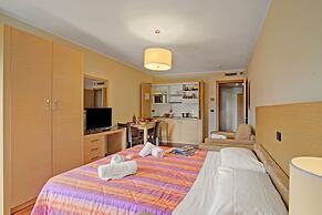 Cianfuran Balcony Studio