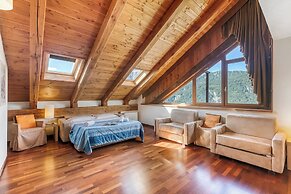 Cianfuran Balcony Studio