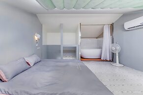 Happiness Ocean View B&B