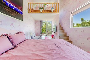 Happiness Ocean View B&B