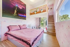 Happiness Ocean View B&B