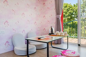 Happiness Ocean View B&B