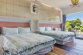 Happiness Ocean View B&B