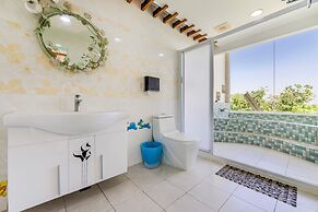 Happiness Ocean View B&B