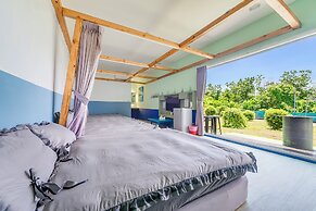 Happiness Ocean View B&B