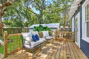 Blissful Blue Bungalow in Baton Rouge