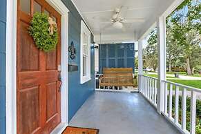 Blissful Blue Bungalow in Baton Rouge