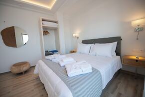 Flisvos Beachfront Apartments