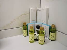 Flisvos Beachfront Apartments