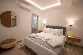 Flisvos Beachfront Apartments