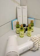 Flisvos Beachfront Apartments