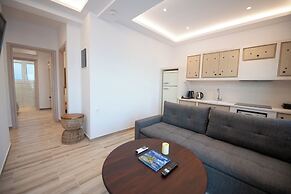 Flisvos Beachfront Apartments