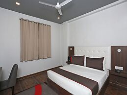 Hotel Arhaan Palace By GRB