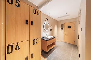 CaptainNo 5YouthHotel XianxiaRoad Branch