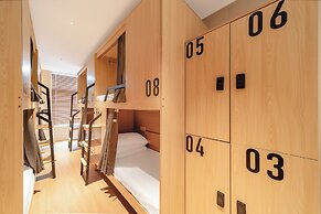 CaptainNo 5YouthHotel XianxiaRoad Branch