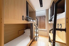 CaptainNo 5YouthHotel XianxiaRoad Branch