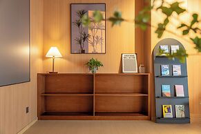 CaptainNo 5YouthHotel XianxiaRoad Branch