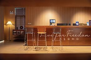 CaptainNo 5YouthHotel XianxiaRoad Branch