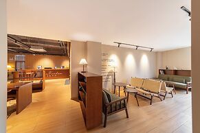 CaptainNo 5YouthHotel XianxiaRoad Branch