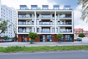 Nowa Flotylla Widok na Rzekę by Renters