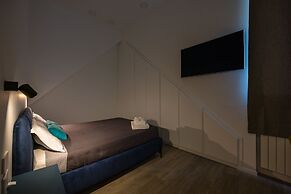 Bisicool Boutique Apartment by Napoliapartments
